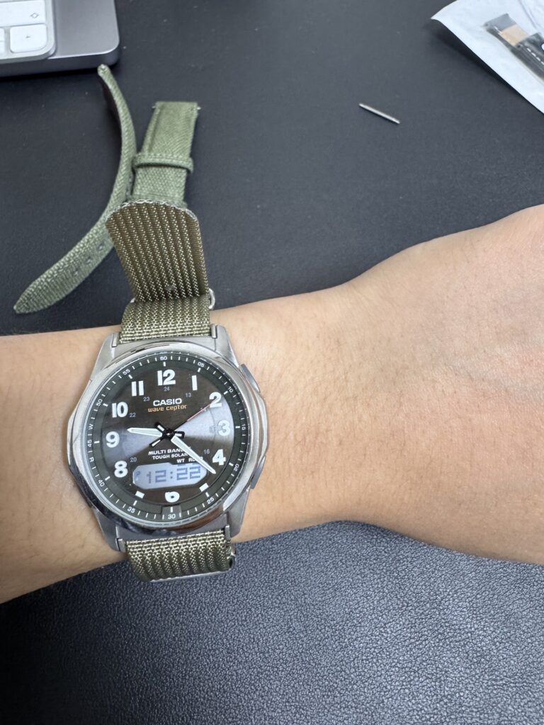 시계 착용 완료